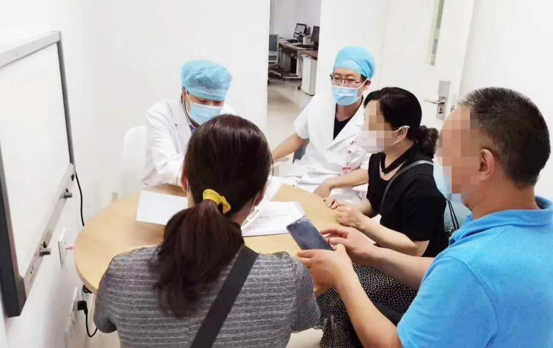 險！桃核卡在氣道上  這個急救方法你得掌握