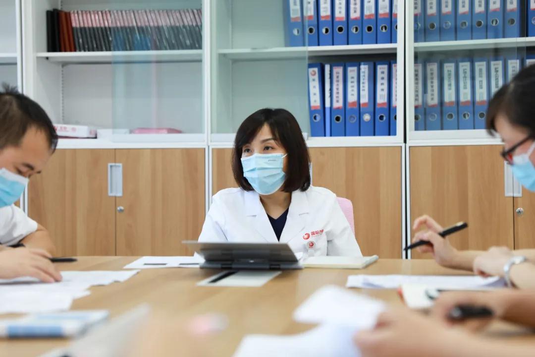 陽光網(wǎng)—薛妍：醫(yī)生要有溫度、有尺度、有深度