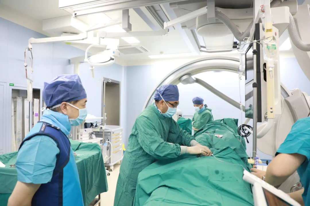 五一勞動最光榮｜向佑護(hù)健康的白衣天使致敬！