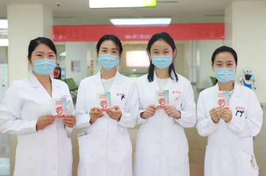 傳遞愛心 拯救生命——我院舉行“服務(wù)十四運(yùn)，健康我的城”無償獻(xiàn)血活動(dòng)