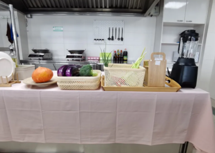 “愛心廚房”做出了地道的“家鄉味”——來自西安國際醫學中心醫院報道之一