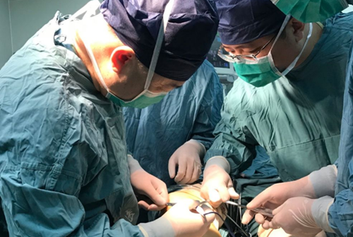 1700公里、27小時(shí)，從敦煌到西安，千里求醫(yī)、不負(fù)所盼！