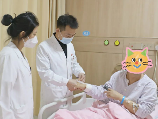 造影劑過(guò)敏？無(wú)“劑”可施，醫(yī)生出“聲”顯“影”打通患者閉塞的血管