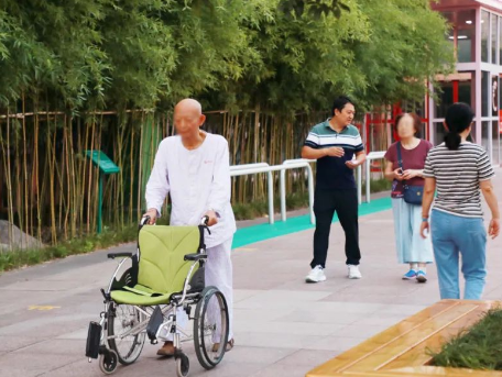 住院期間也能給健康加分？每周一、三、五動(dòng)起來(lái)，為健康打卡！