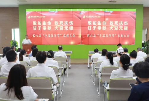 慶祝醫師節|致敬生命守護人