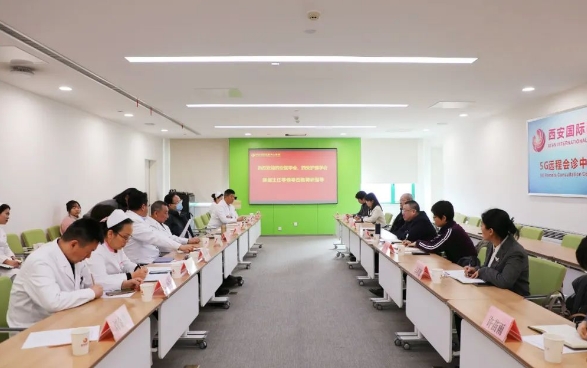 西安市衛健委學會服務中心郝劍主任一行蒞臨我院調研指導